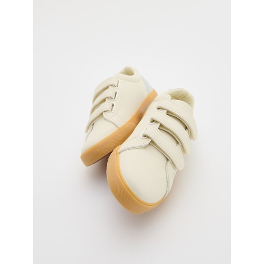 Reserved - Trampki na rzepy - złamana biel Reserved 33 Reserved