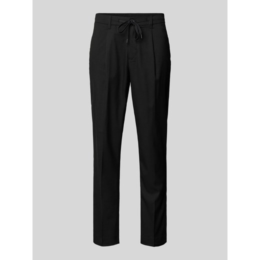 Spodnie materiałowe o kroju tapered fit z zakładkami w pasie model ‘LEROY’ ze sklepu Peek&Cloppenburg  w kategorii Spodnie męskie - zdjęcie 173954450