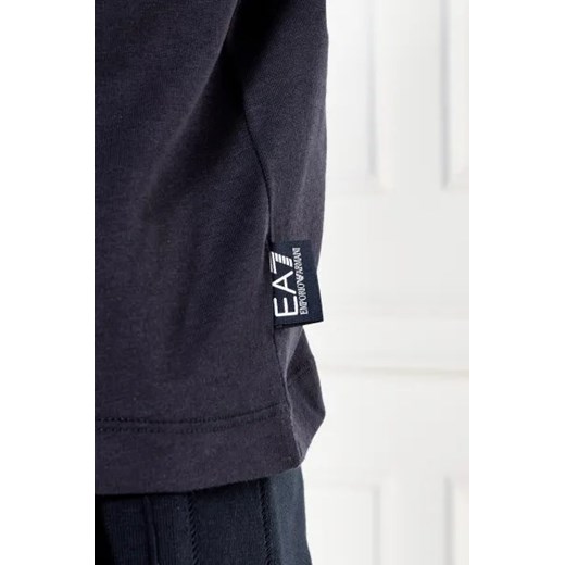 Granatowy t-shirt męski Emporio Armani z krótkim rękawem