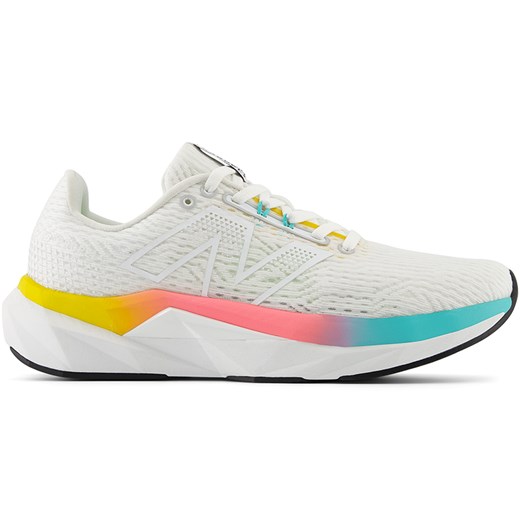 Buty damskie New Balance FuelCell Propel v5 WFCPRLC5 – białe ze sklepu New Balance Poland w kategorii Buty sportowe damskie - zdjęcie 173969994