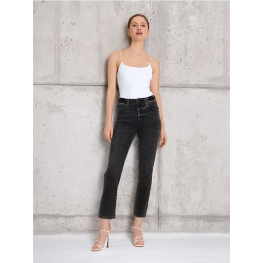 Sinsay - Jeansy straight mid waist - czarny ze sklepu Sinsay w kategorii Jeansy damskie - zdjęcie 173983214