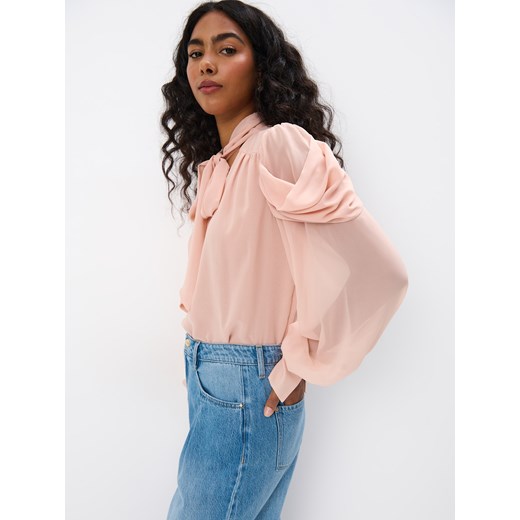 Bluzka damska Mohito z długim rękawem z szyfonu 