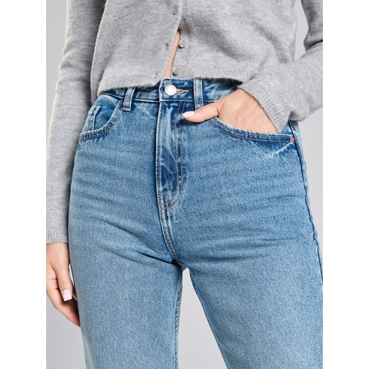 Jeansy damskie Sinsay w miejskim stylu 