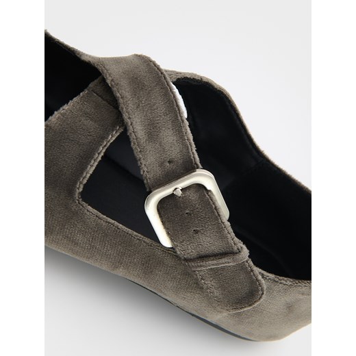 Reserved - Baleriny z imitacji zamszu - ciemnoszary Reserved 38 Reserved
