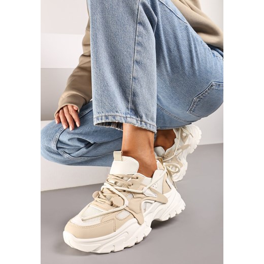Ciemnobeżowe Sneakersy na Grubej Podeszwie z Ozdobnymi Sznurówkami Benalina ze sklepu born2be.pl w kategorii Buty sportowe damskie - zdjęcie 174013144