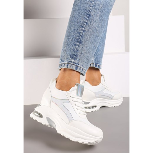 Biało-Srebrne Sneakersy na Ukrytym Koturnie z Metalicznymi Wstawkami Vlivina ze sklepu born2be.pl w kategorii Buty sportowe damskie - zdjęcie 174030450