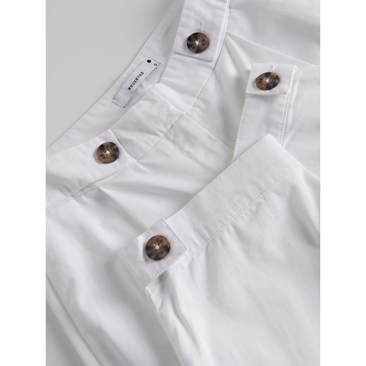 Spodnie damskie białe Reserved 