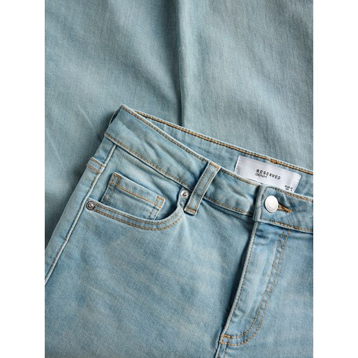 Reserved - Jeansy slim fit ze średnim stanem - niebieski Reserved 36 Reserved