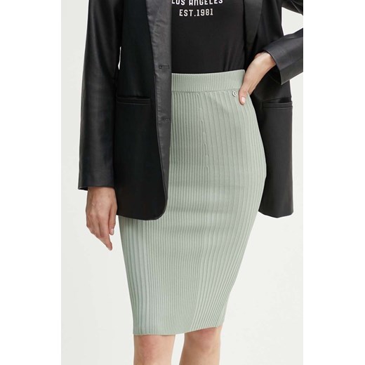 Guess spódnica LUCILLE kolor zielony midi ołówkowa W4YD38 Z2U00 ze sklepu ANSWEAR.com w kategorii Spódnice - zdjęcie 174101341
