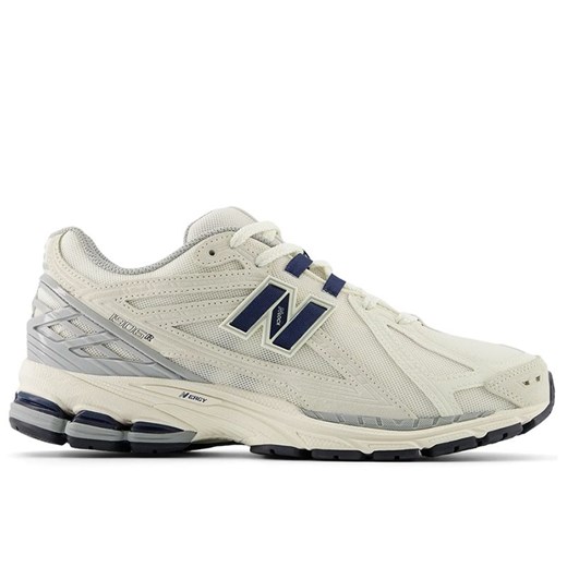 Buty New Balance M1906REK - beżowe ze sklepu streetstyle24.pl w kategorii Buty sportowe męskie - zdjęcie 174114691