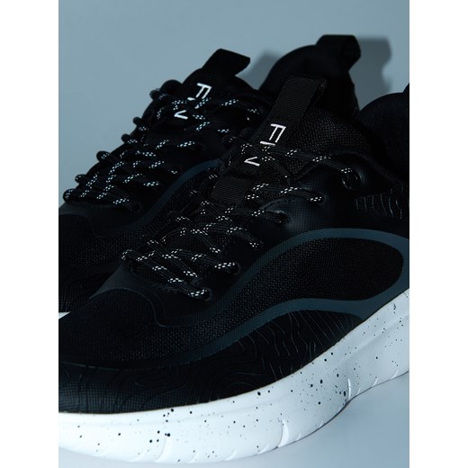 Cropp - Czarne sneakersy - czarny Cropp 46 Cropp