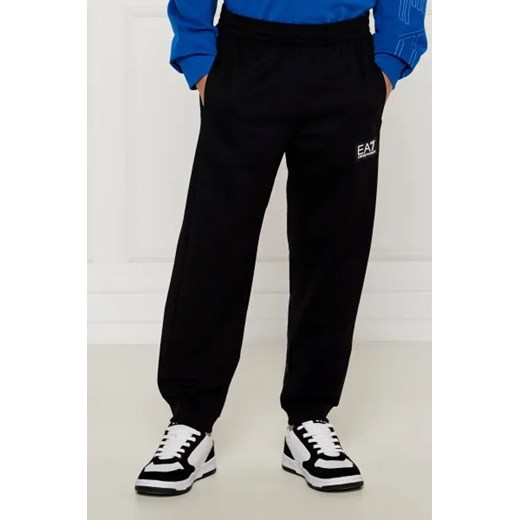 EA7 Spodnie dresowe | Loose fit ze sklepu Gomez Fashion Store w kategorii Spodnie chłopięce - zdjęcie 174131260