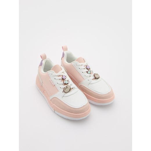 Reserved - Trampki Pusheen - biały ze sklepu Reserved w kategorii Trampki dziecięce - zdjęcie 174163760