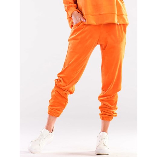 Awama Spodnie dresowe w kolorze pomarańczowym ze sklepu Limango Polska w kategorii Spodnie damskie - zdjęcie 174172772