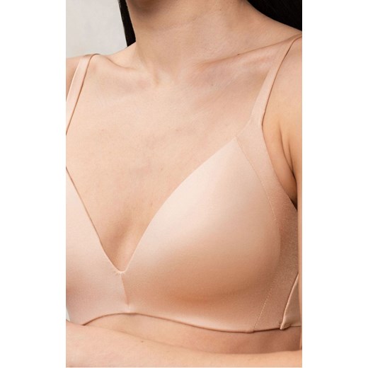 Triumph biustonosz usztywniany bez fiszbin Body Make-up Soft Touch P EX 10193526, Kolor beżowy, Rozmiar 75A, Triumph ze sklepu Intymna w kategorii Biustonosze - zdjęcie 174325091