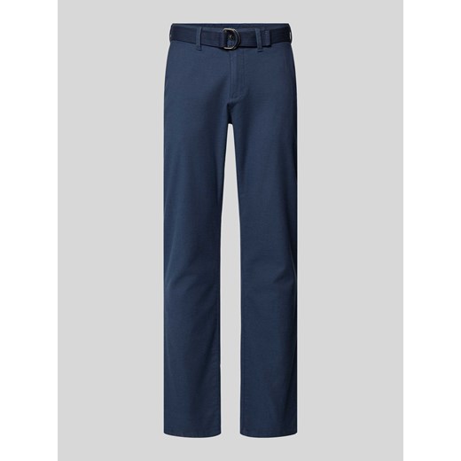 Chinosy o kroju slim fit z paskiem ze sklepu Peek&Cloppenburg  w kategorii Spodnie męskie - zdjęcie 174371452