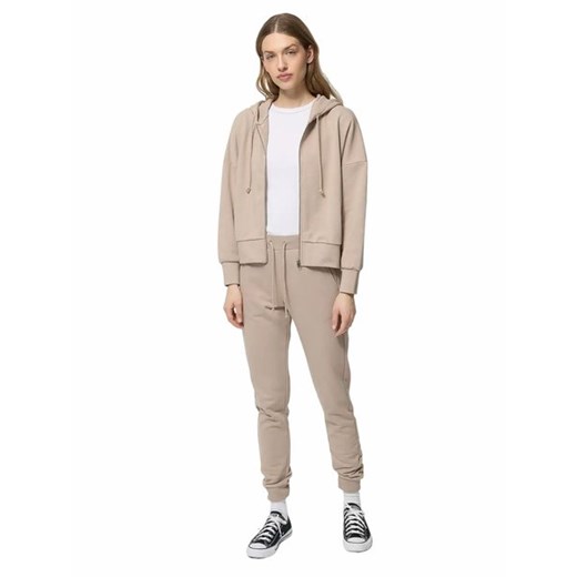 Spodnie dresowe damskie OTHWSS24TTROF711 Outhorn ze sklepu SPORT-SHOP.pl w kategorii Spodnie damskie - zdjęcie 174427131