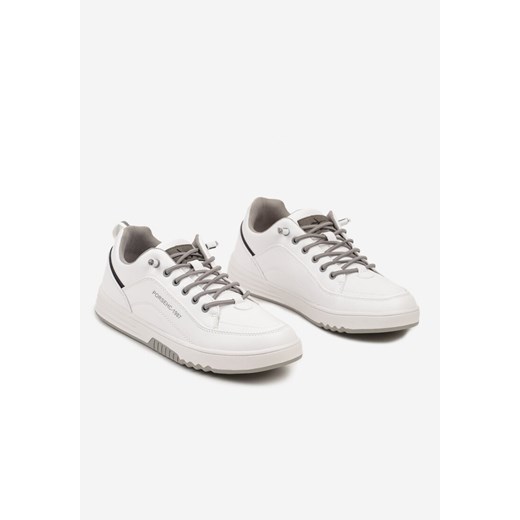 Buty sportowe męskie Born2be na wiosnę