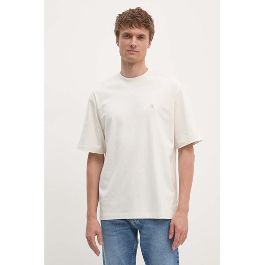 Calvin Klein Jeans t-shirt bawełniany męski kolor beżowy gładki J30J326458 ze sklepu ANSWEAR.com w kategorii T-shirty męskie - zdjęcie 174567914