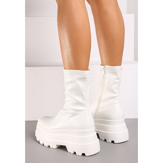 Botki Renee na platformie casualowe na zamek 