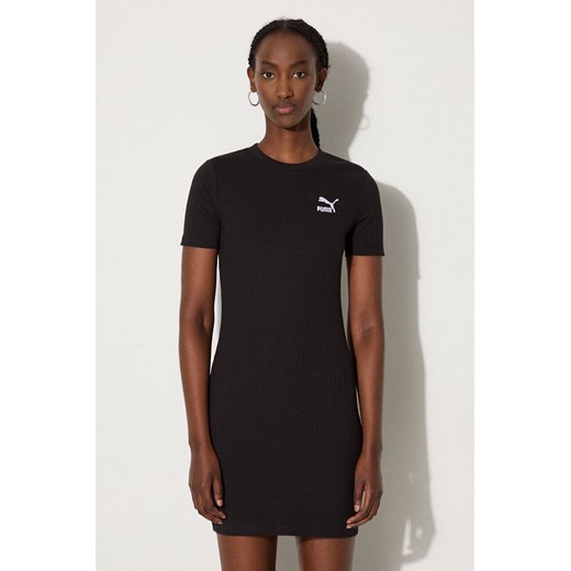 Puma sukienka kolor czarny mini dopasowana Puma S promocyjna cena PRM