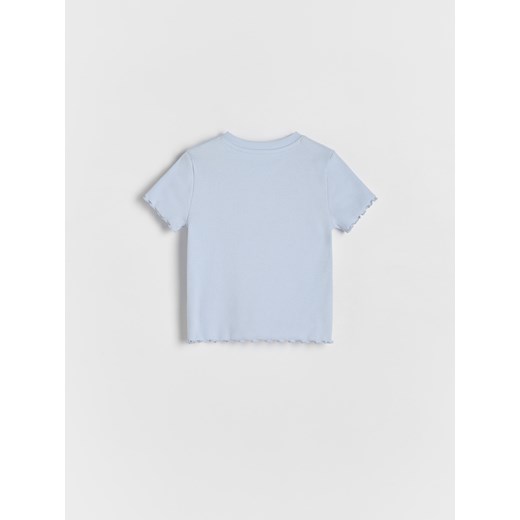 Reserved - Prążkowany t-shirt z haftem - jasnoniebieski Reserved 92 (1 Reserved