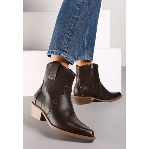 Brązowe Botki Kowbojki z Ozdobnymi Nitami Mevasia 37 born2be.pl promocyjna cena