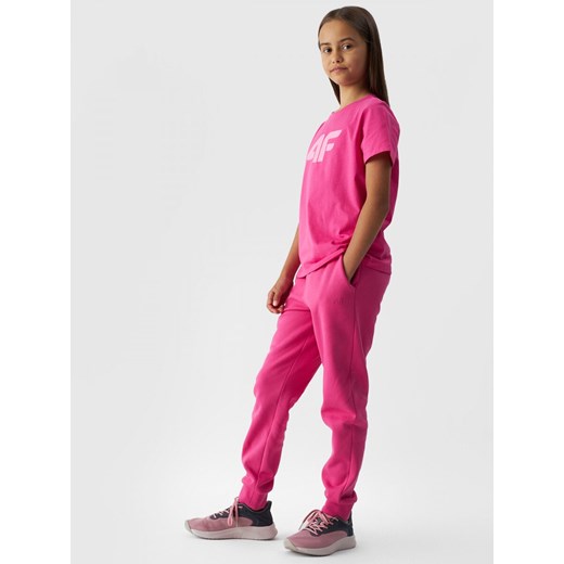 Dziewczęcy t-shirt z nadrukiem 4F 4FJWMM00TTSHF1803 - różowy ze sklepu Sportstylestory.com w kategorii Bluzki dziewczęce - zdjęcie 174652440