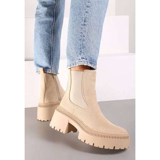 Botki Born2be na obcasie casual 