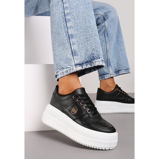 Czarne Sneakersy na Tłoczonej Platformie z Metaliczną Wstawką z Boku Mevel ze sklepu renee.pl w kategorii Buty sportowe damskie - zdjęcie 174668401