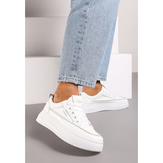 Biało-Szare Sznurowane Sneakersy na Grubej Tłoczonej Podeszwie Erisalise ze sklepu born2be.pl w kategorii Buty sportowe damskie - zdjęcie 174705902