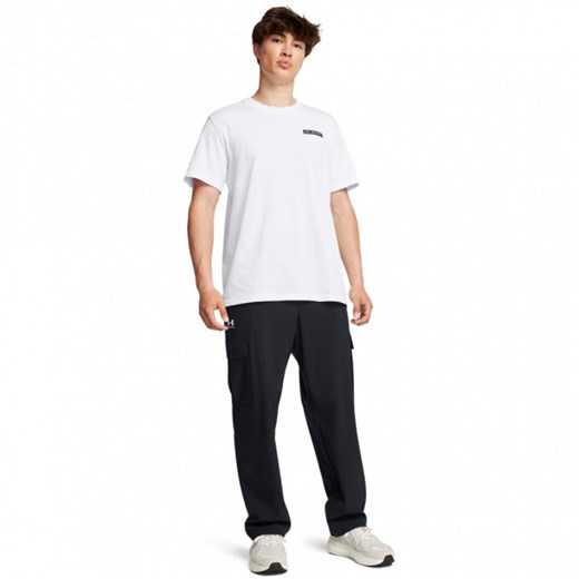 Męskie spodnie treningowe Under Armour UA Vibe Woven Cargo Pants - czarne ze sklepu Sportstylestory.com w kategorii Spodnie męskie - zdjęcie 174707432
