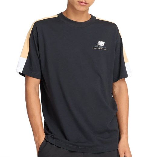 Koszulka New Balance MT43526BK - czarna ze sklepu streetstyle24.pl w kategorii T-shirty męskie - zdjęcie 174711203