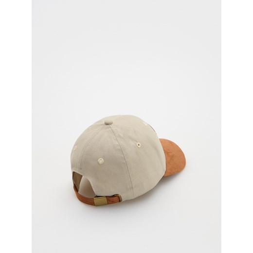 Beżowa czapka dziecięca Reserved z bawełny 