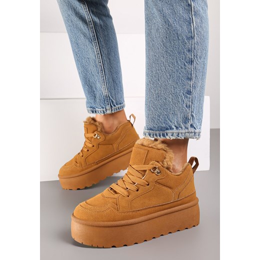 Brązowe Sneakersy Stylizowane na Śniegowce Ozdobione Futerkiem Maviena ze sklepu renee.pl w kategorii Buty sportowe damskie - zdjęcie 174731813