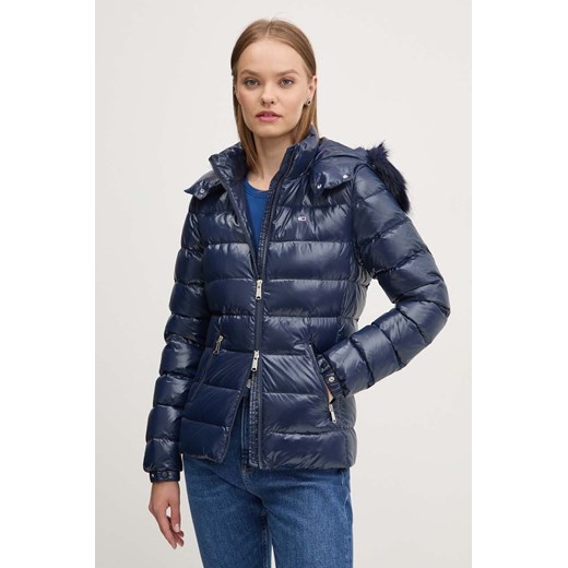 Tommy Jeans kurtka puchowa damska kolor granatowy zimowa DW0DW19926 ze sklepu ANSWEAR.com w kategorii Kurtki damskie - zdjęcie 174738373