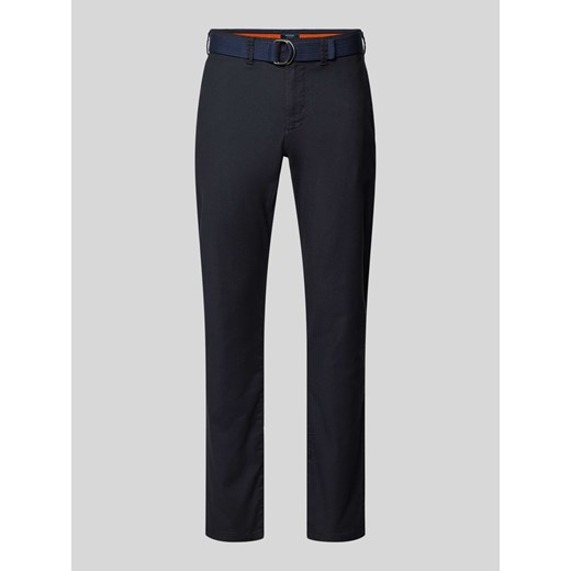 Spodnie o kroju slim fit z paskiem ze sklepu Peek&Cloppenburg  w kategorii Spodnie męskie - zdjęcie 174739430