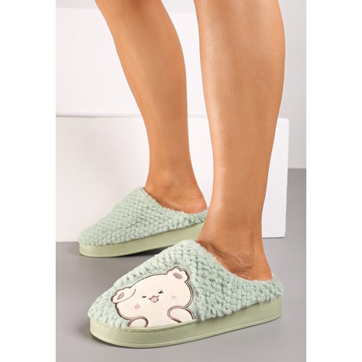 Kapcie damskie Born2be casual na jesień 