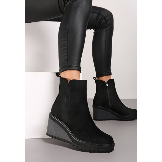 Czarne Casualowe Botki na Koturnie z Lekkim Ociepleniem Tarlitha ze sklepu renee.pl w kategorii Botki - zdjęcie 174752392