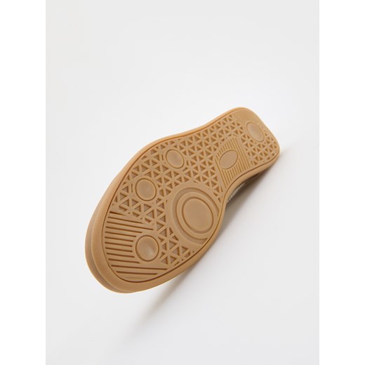 Reserved - Sneakersy z łączonych materiałów - beżowy Reserved 40 Reserved