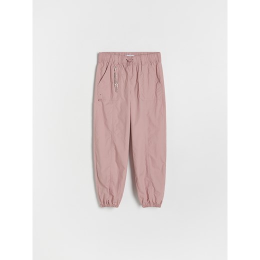 Reserved - Bawełniane spodnie parachute - brudny róż ze sklepu Reserved w kategorii Spodnie dziewczęce - zdjęcie 174842242