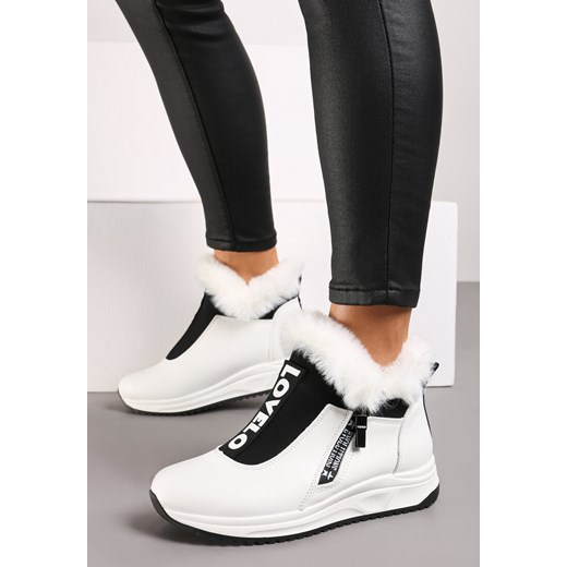 Białe Płaskie Sneakersy z Napisami i Futerkiem Riantha ze sklepu born2be.pl w kategorii Buty sportowe damskie - zdjęcie 174856843
