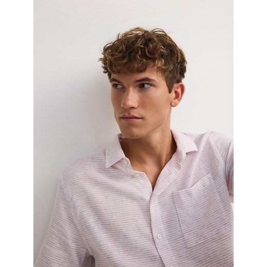 Reserved - Koszula regular z domieszką wiskozy - brudny róż Reserved L Reserved