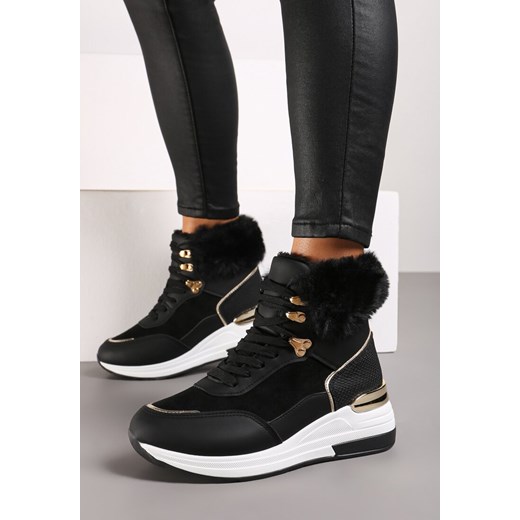 Czarne Sneakersy na Ukrytym Koturnie z Futerkową Wstawką i Metalicznym Akcentem Kaivn ze sklepu born2be.pl w kategorii Buty sportowe damskie - zdjęcie 174875834