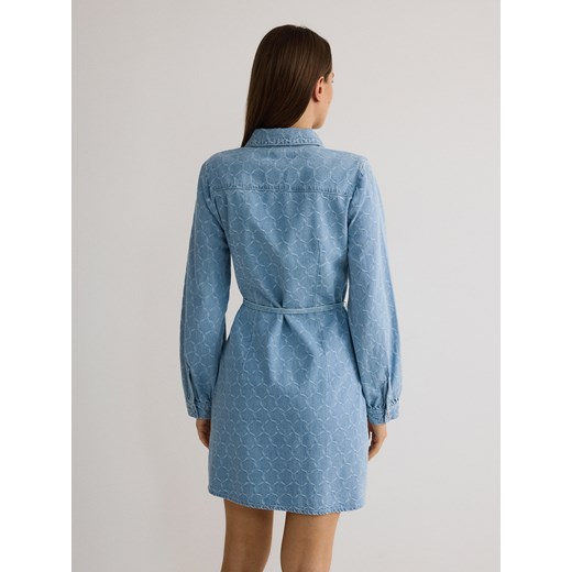 Sukienka Reserved z tkaniny koszulowa wiosenna z kołnierzykiem z długim rękawem