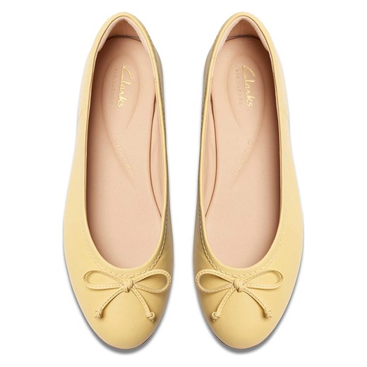 Balerinki Clarks na lato bez zapięcia 