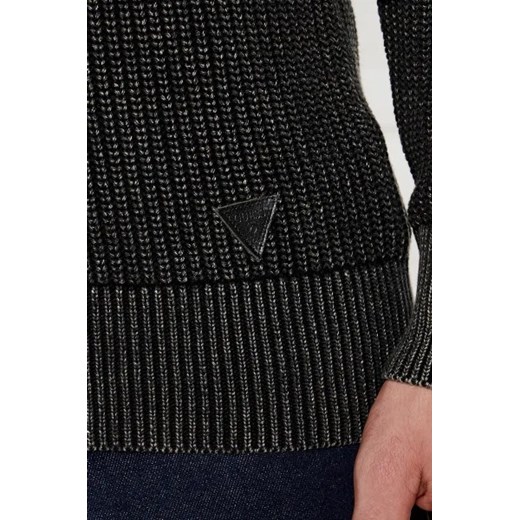 Czarny sweter męski Guess