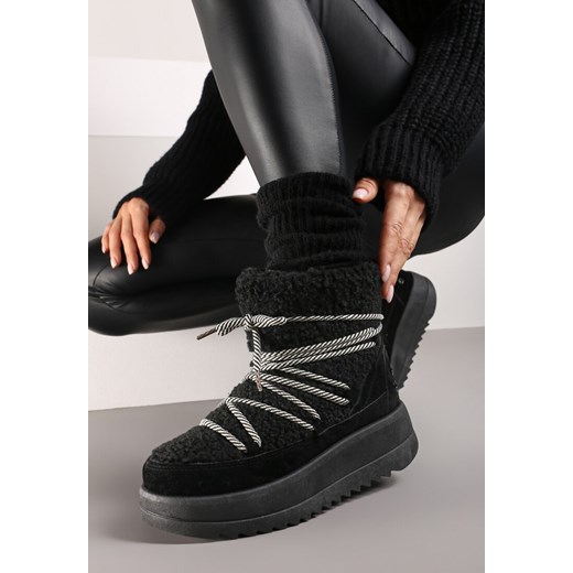 Czarne Wsuwane Śniegowce na Grubej Podeszwie Zdobione Futerkiem i Imitacją Sznurówek Avadira ze sklepu born2be.pl w kategorii Śniegowce damskie - zdjęcie 175076762