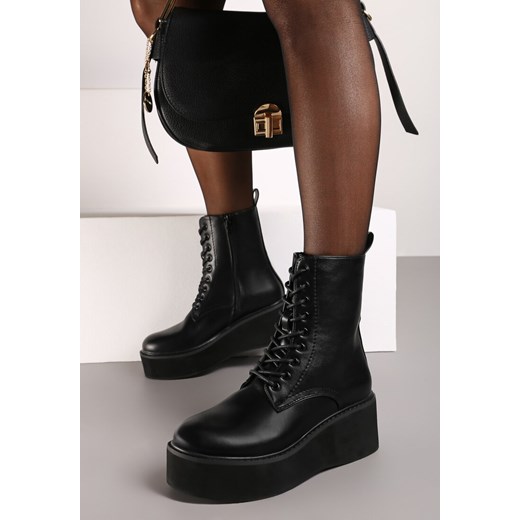 Botki Born2be na zamek na zimę 