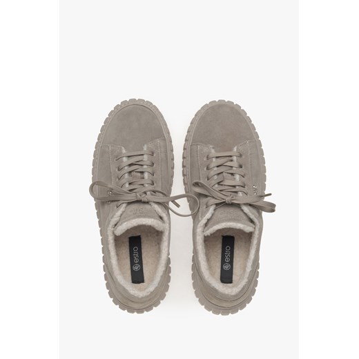 Estro: Szare trampki damskie na zimę z włoskiego weluru naturalnego z Estro 40 Estro